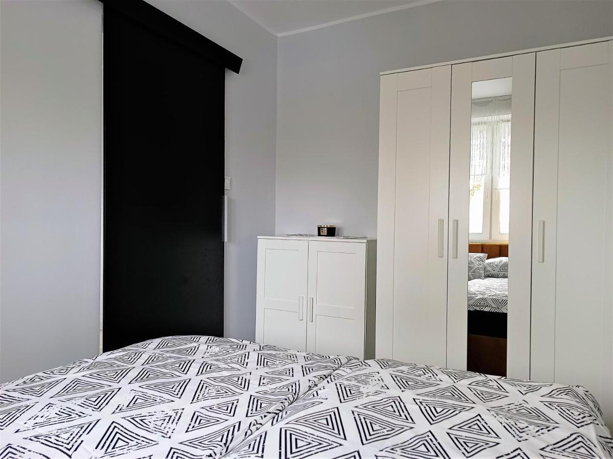 Bursztynowy Apartament Tarnowskie Góry Exteriör bild